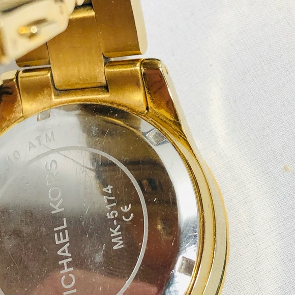 Excellent Michael Kors Watch - Picture 8 of 8